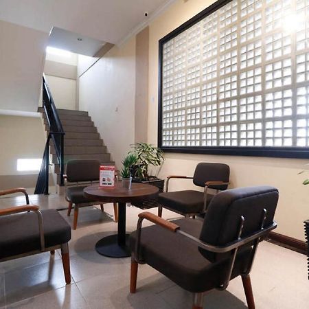 מדאן Reddoorz Plus Near Universitas Sumatera Utara מראה חיצוני תמונה