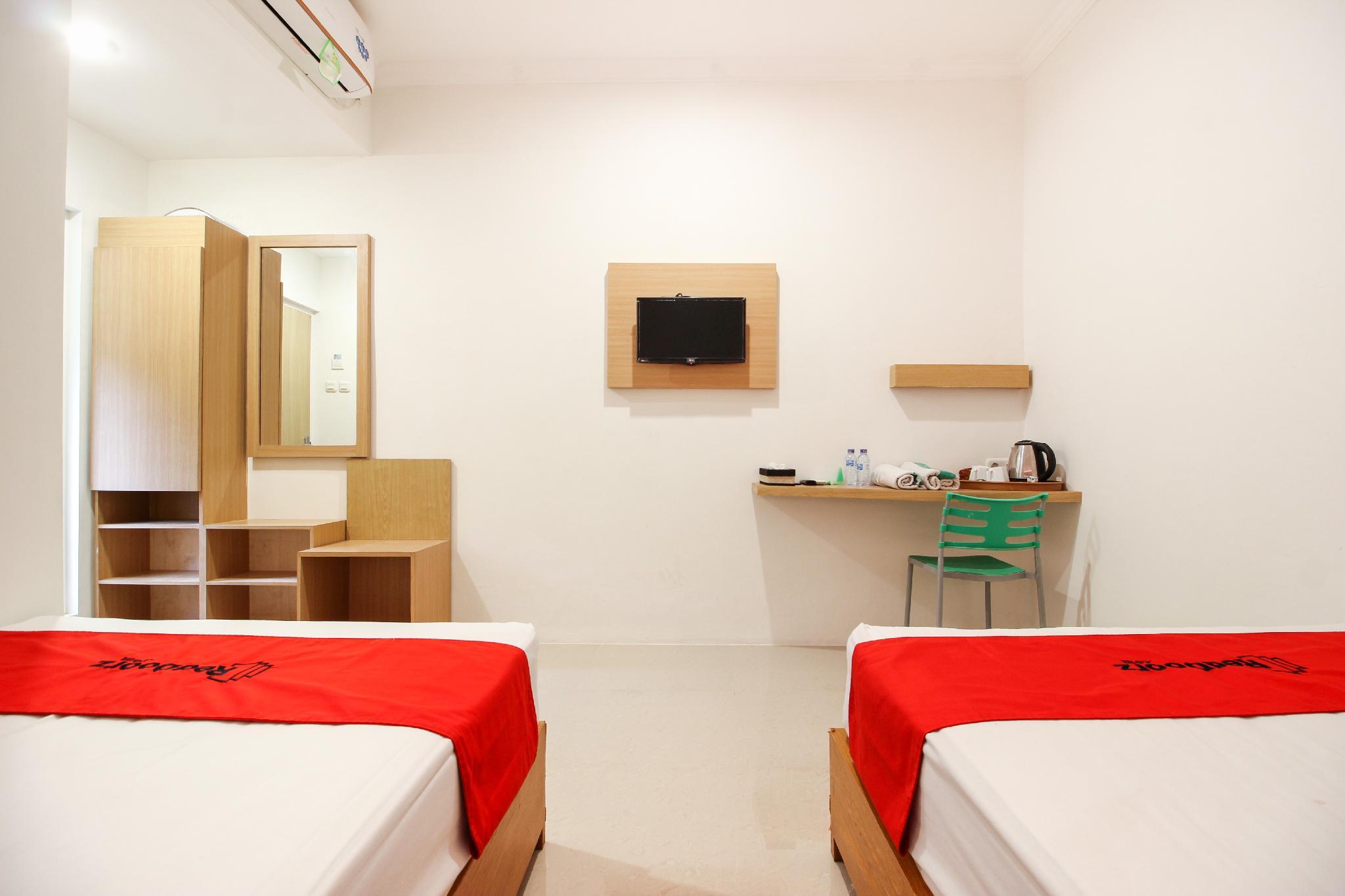 מדאן Reddoorz Plus Near Universitas Sumatera Utara מראה חיצוני תמונה